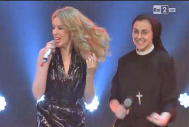 Ascolti 7/5: Canale 5 e “The Voice” affondano Rai 1