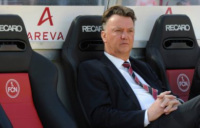 Louis van Gaal allo United apre il valzer degli allenatori