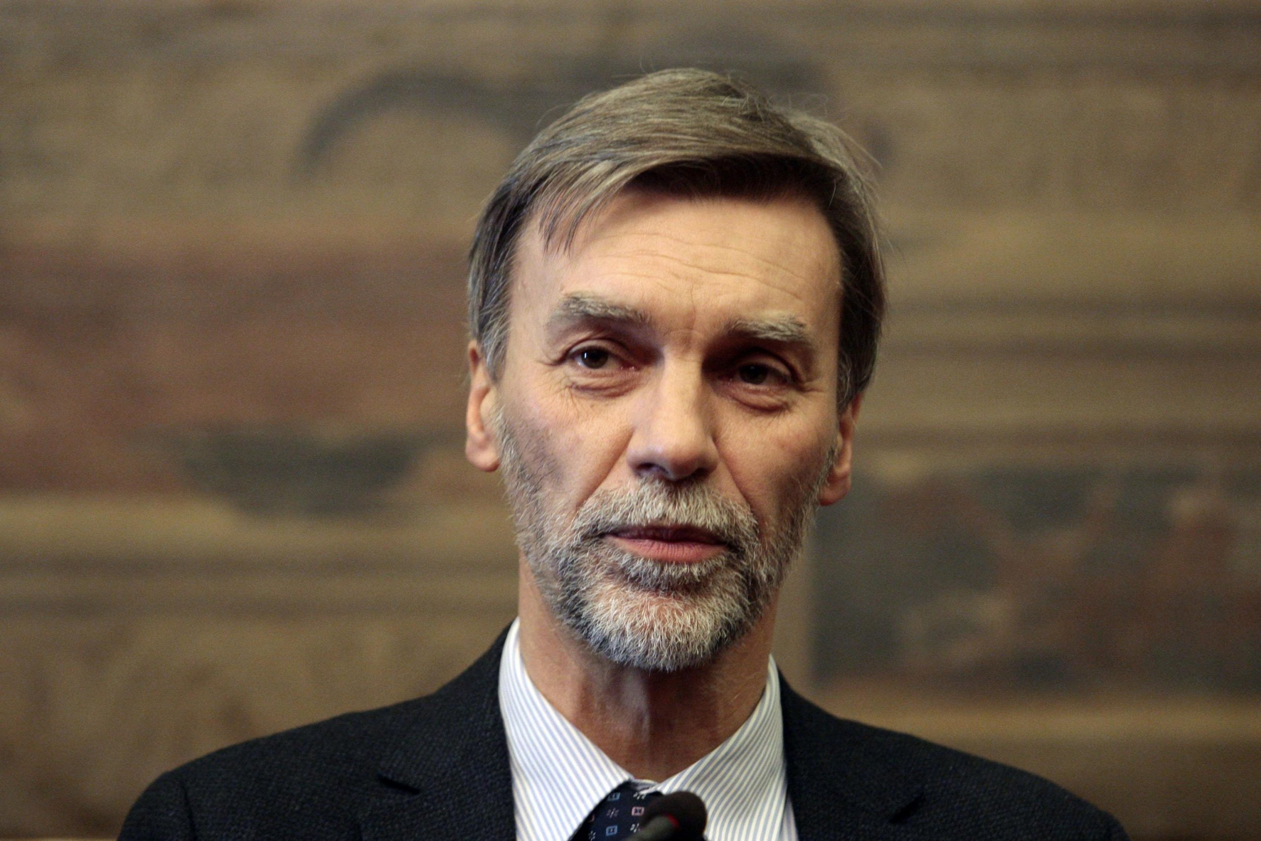Delrio: “Lavoriamo sul quoziente familiare”
