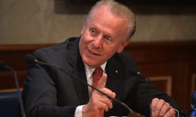 Per efficienza vince la Camera di commercio