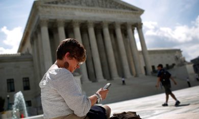 Stop ai controlli sui cellulari. Sono una parte del corpo