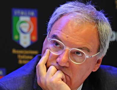 Sky-Mediaset è rissa: slitta l’assegnazione dei diritti tv