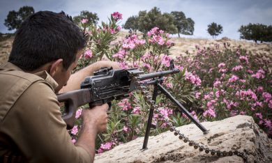 Iraq, i Peshmerga curdi in addestramento