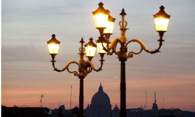 Città al buio, perché farebbero risparmiare agli italiani