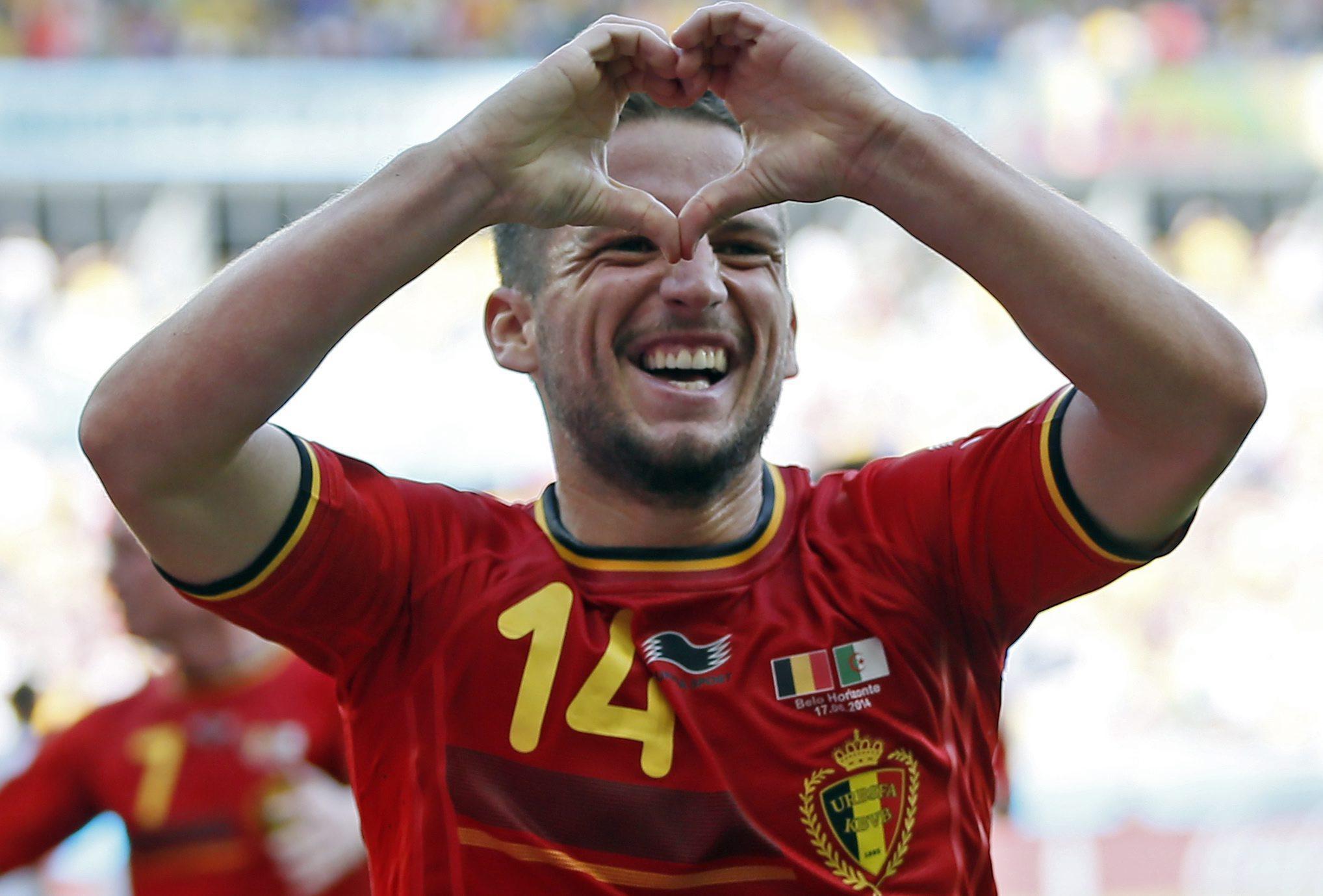 Mertens, che rimonta. Capello, pari con la Corea