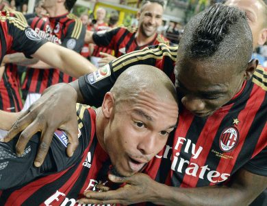 Il Milan perde gli olandesi: via anche De Jong