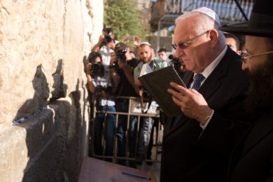 Chi è Reuven “Rubi” Rivlin, il nuovo presidente di Israele