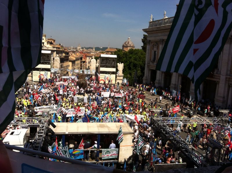 Lo sciopero a Roma? Peggio la pioggia… Lo sciopero a Roma? Peggio la pioggia…