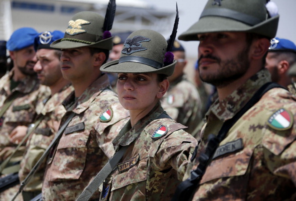 Via l’esercito dall’Afghanistan Via l’esercito dall’Afghanistan