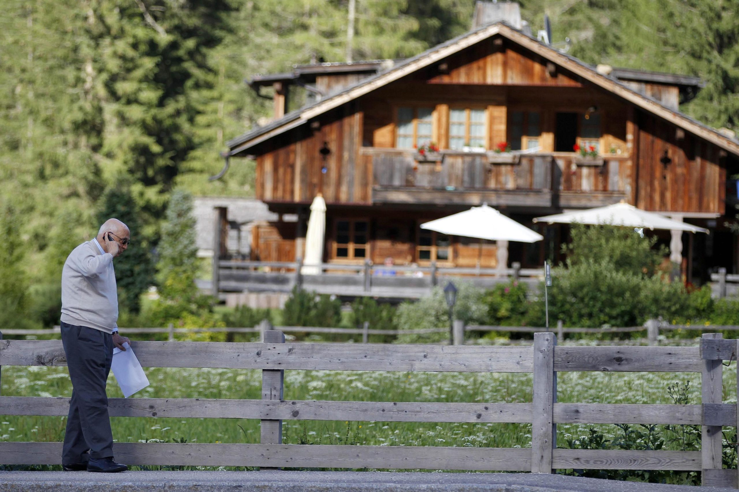 Napolitano dalla montagna incantata vigila sul governo Renzi