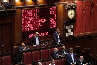 Arresto di Galan: la Camera dice sì