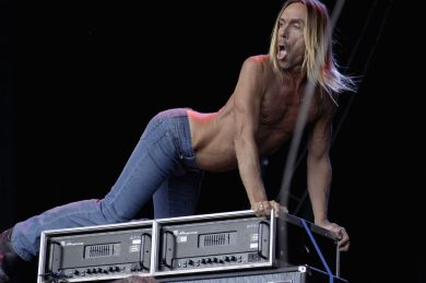 Storie di sesso e rock’n’roll: quando le star superano il limite