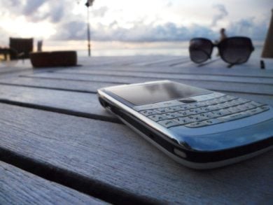 Cellulari e vacanze: 10 consigli per risparmiare