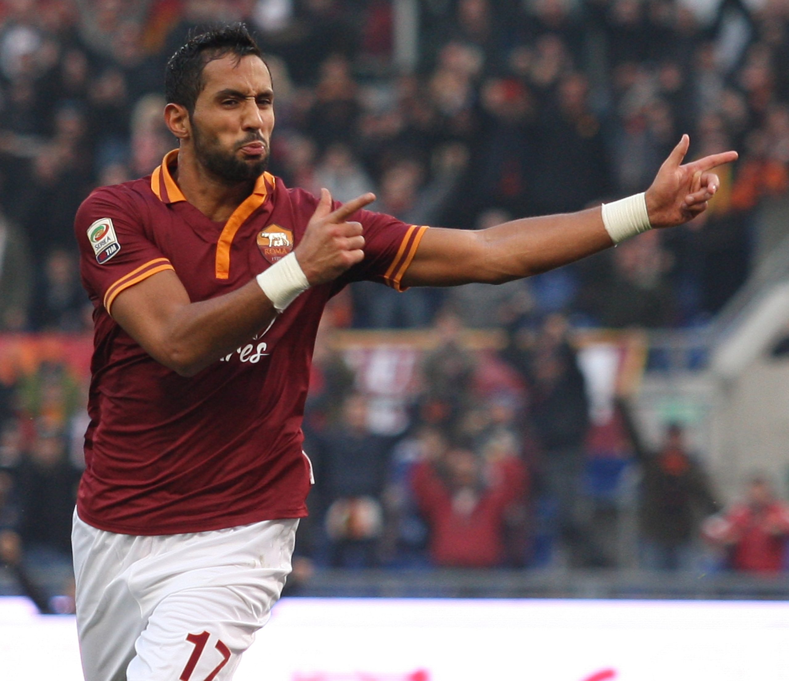 Roma: dopo Iturbe, il rinnovo di Benatia Roma: dopo Iturbe, il rinnovo di Benatia