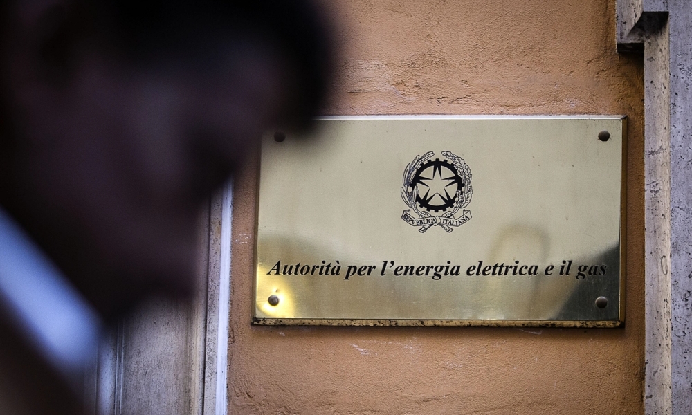 Autorità dell’energia: trasloco con boomerang Autorità dell’energia: trasloco con boomerang