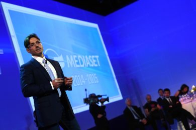 Piersilvio Berlusconi loda Renzi, panico a “Repubblica”