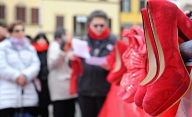 Uccidere la moglie e prenderne pensione non è possibile