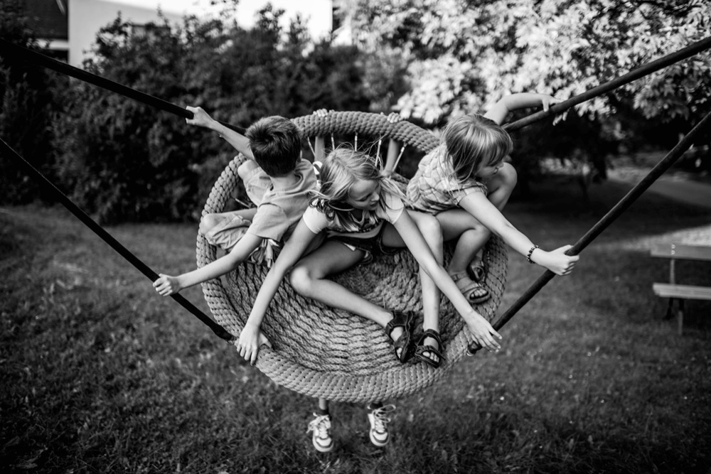 Carla Kogelman: Hannah & Alena Carla Kogelman: Hannah & Alena