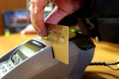 Pos obbligatorio, tre sistemi per abbattere le spese