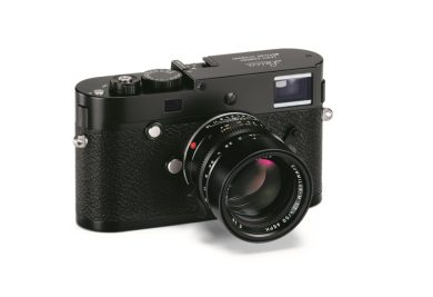 Leica M-P: un gioiello in zaffiro