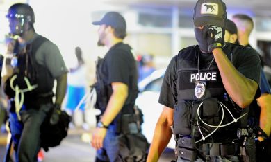 Nero ucciso dagli agenti a St.Louis: un video getta benzina sul fuoco