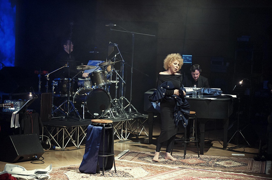 A guided tour into Neapolitan music traditions A guided tour into Neapolitan music traditions