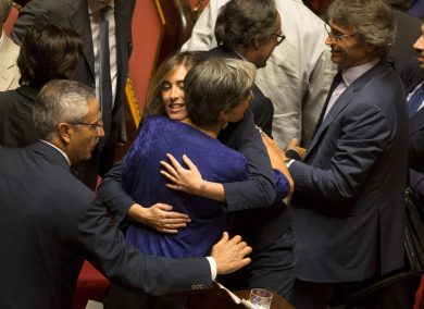 Sì al nuovo Senato, ma senza Berlusconi Renzi falliva