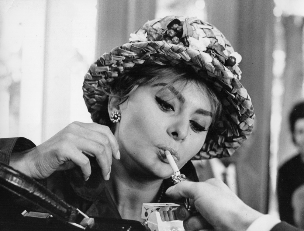 Le Divine: Sophia Loren Le Divine: Sophia Loren
