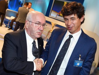9 club di serie A: “Tavecchio ed Albertini, fate un passo indietro”