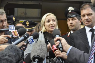 Ultimatum di Domnica a Schettino: devi dire la verità