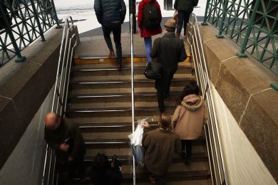 Ecco come i single stanno cambiando l’economia