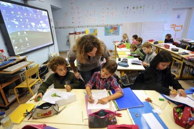 Scuola italiana: insegnanti troppo anziani e poco istruiti