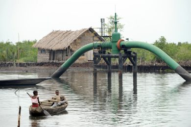 Nigeria, il business del petrolio in mano alle donne