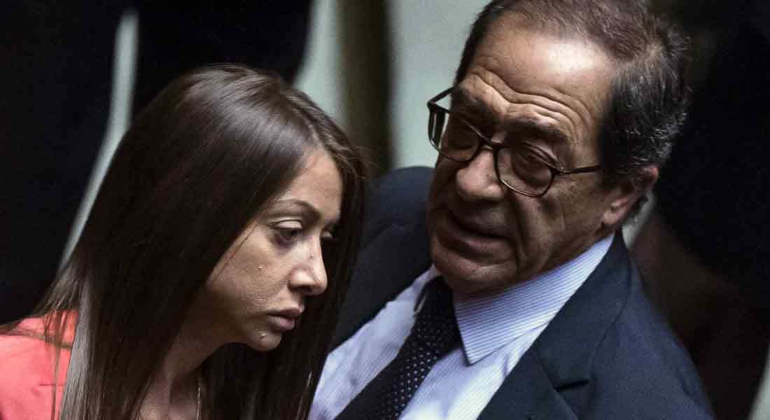 Scheda bianca per non bruciare Violante e Bruno