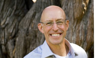 Michael Pollan: “Riscopriamo la magia della cucina”