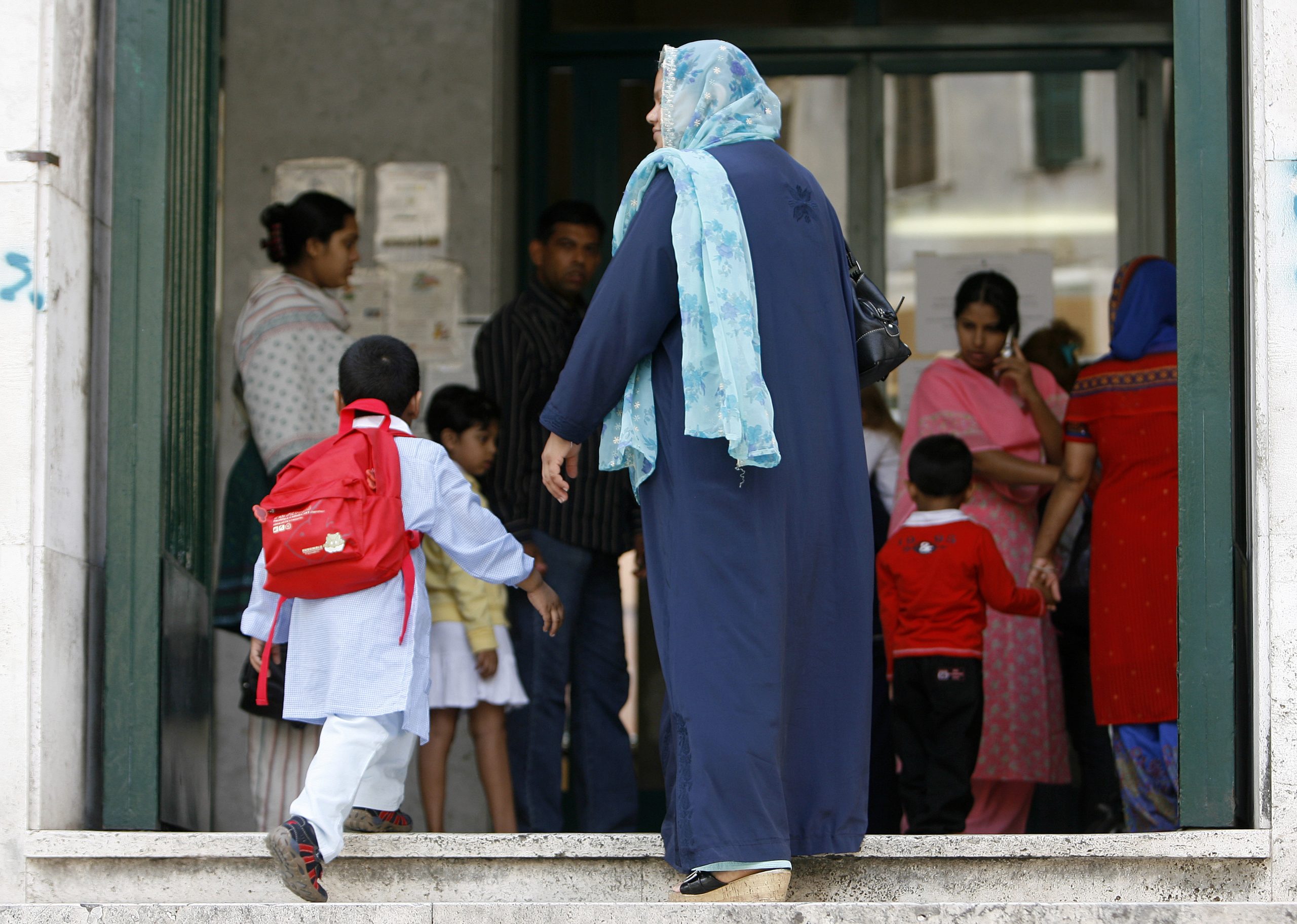 Scuola: “Integrazione? Sì, ma al contrario”