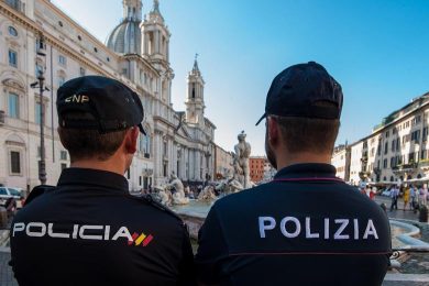 Lettera di un poliziotto a Renzi: “Lei mi ha tradito”