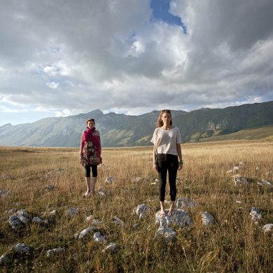 A piedi nudi sulla terra dell’Aquila