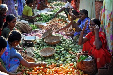 Italian contribution to women empowerment and microfinance
