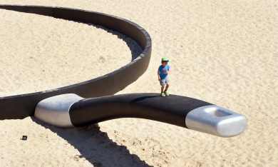 Sydney, sculture open air sulla spiaggia