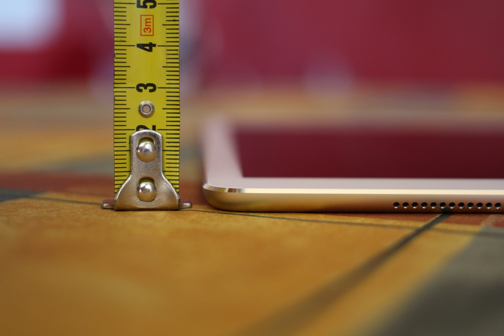 Quanto è sottile l’iPad Air 2? La risposta in 15 foto