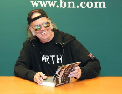 Neil Young lancia Pono per far dimenticare gli Mp3