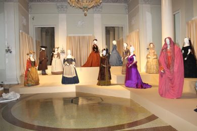 Piero Tosi: i costumi di Maria Callas e Romy Schneider