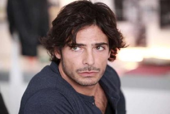 Ascolti 15/10: Canale 5 vince la serata, Cielo batte La7 Ascolti 15/10: Canale 5 vince la serata, Cielo batte La7