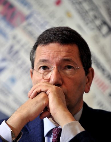 Marino sfida Alfano: sabato registrerò le nozze gay