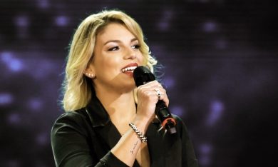 Emma: Resta ancora un po’. Un grande singolo