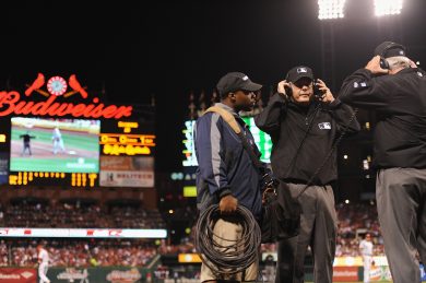 Tavecchio vuole la moviola in campo: ecco come aiuta gli arbitri degli altri sport