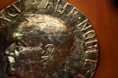 Nobel, 5 curiosità sul premio più ambito del mondo