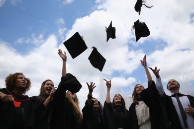Scuola, è boom degli studenti all’estero