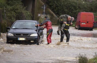 Maltempo, le foto degli allagamenti